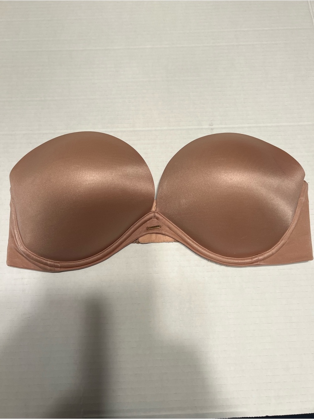 Victoria’s Secret Strapless Very Sexy Nude Bra in 36D